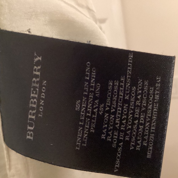 Authentic Burberry London skirt - Picture 2 of 7